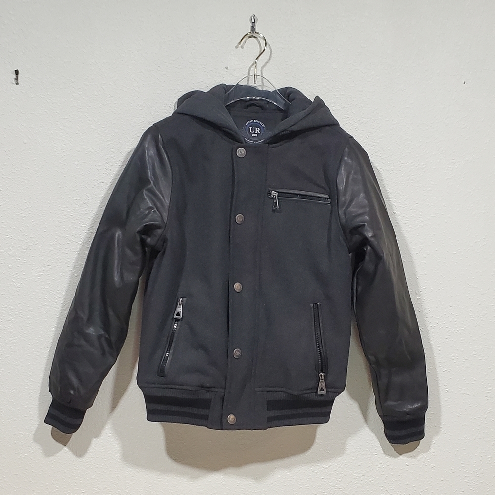 Urban Republic Boys Varsity Jacket wHoodie Size 14 / 16 Color Black